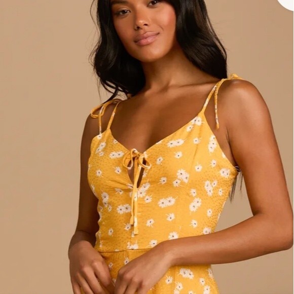 Lulu's Carefree Cutie Yellow Floral Print Tie Strap mini dress NWT size XS - Picture 2 of 13